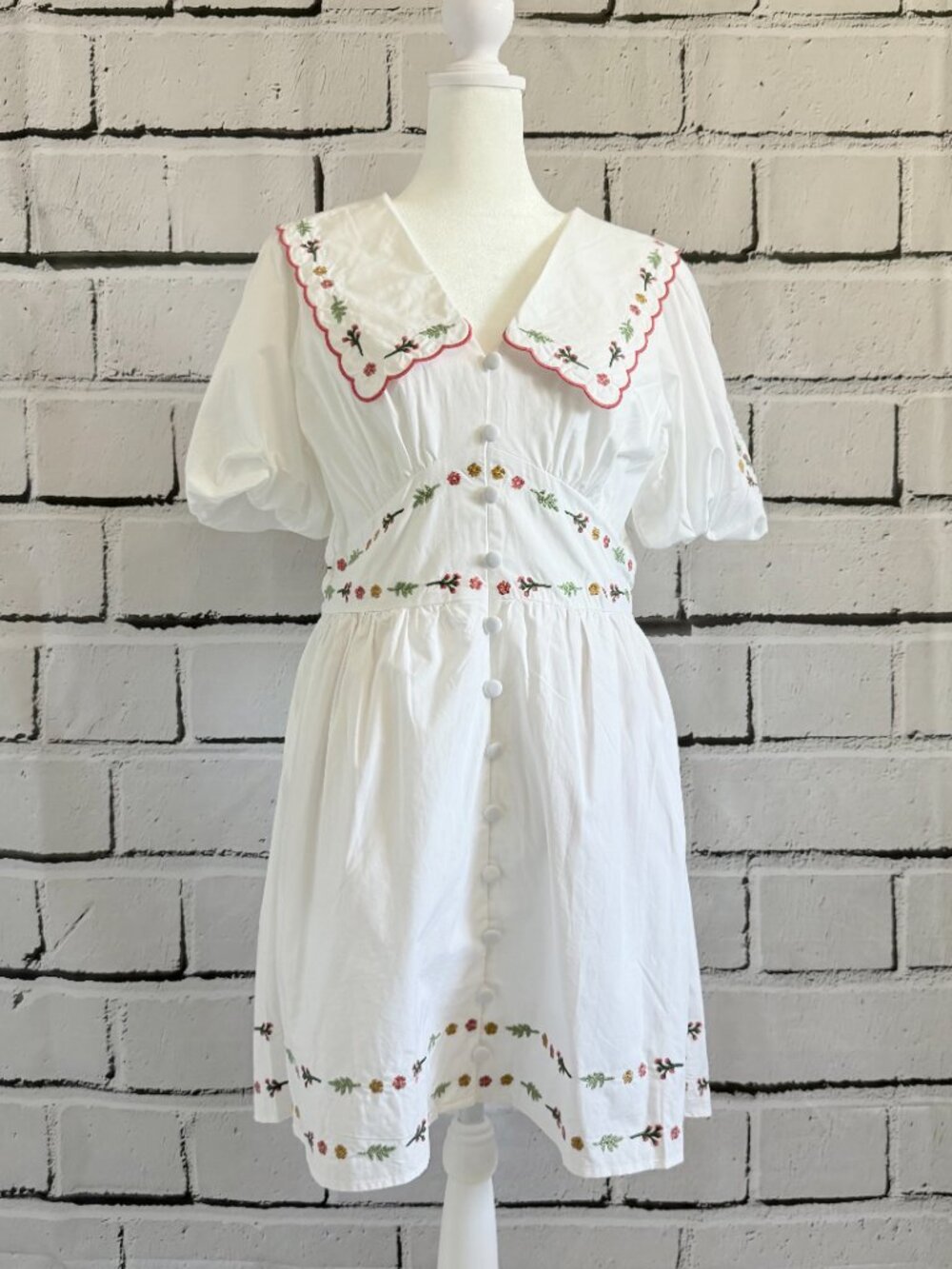 NWT Caroline Constas White Floral Embroidered Puff Sleeve Mini Dress Size 6 - Picture 3 of 16